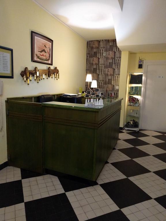 Logis La Cremaillere Ξενοδοχείο Μοντελιμάρ Εξωτερικό φωτογραφία